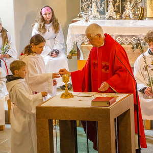 Palmweihe wird zu einem lebendigen Gottesdienst.